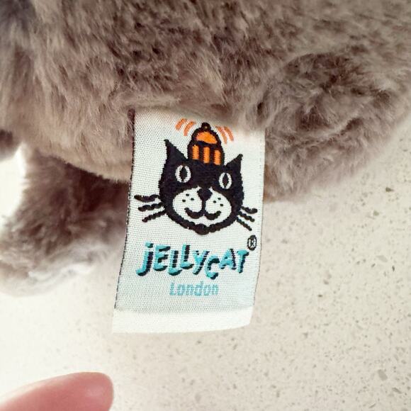 Jellycat Gregory Gorilla Brown Small EUC Super Soft Retired Rare 8” Seated HTF - Picture 4 of 4